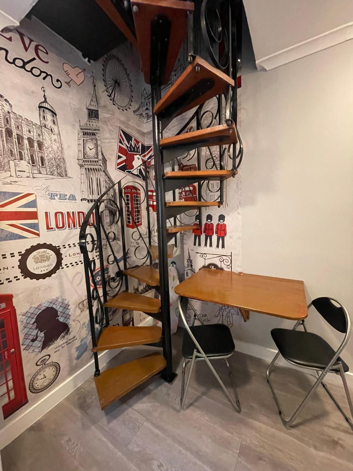 Westminster Inn Лондон Экстерьер фото