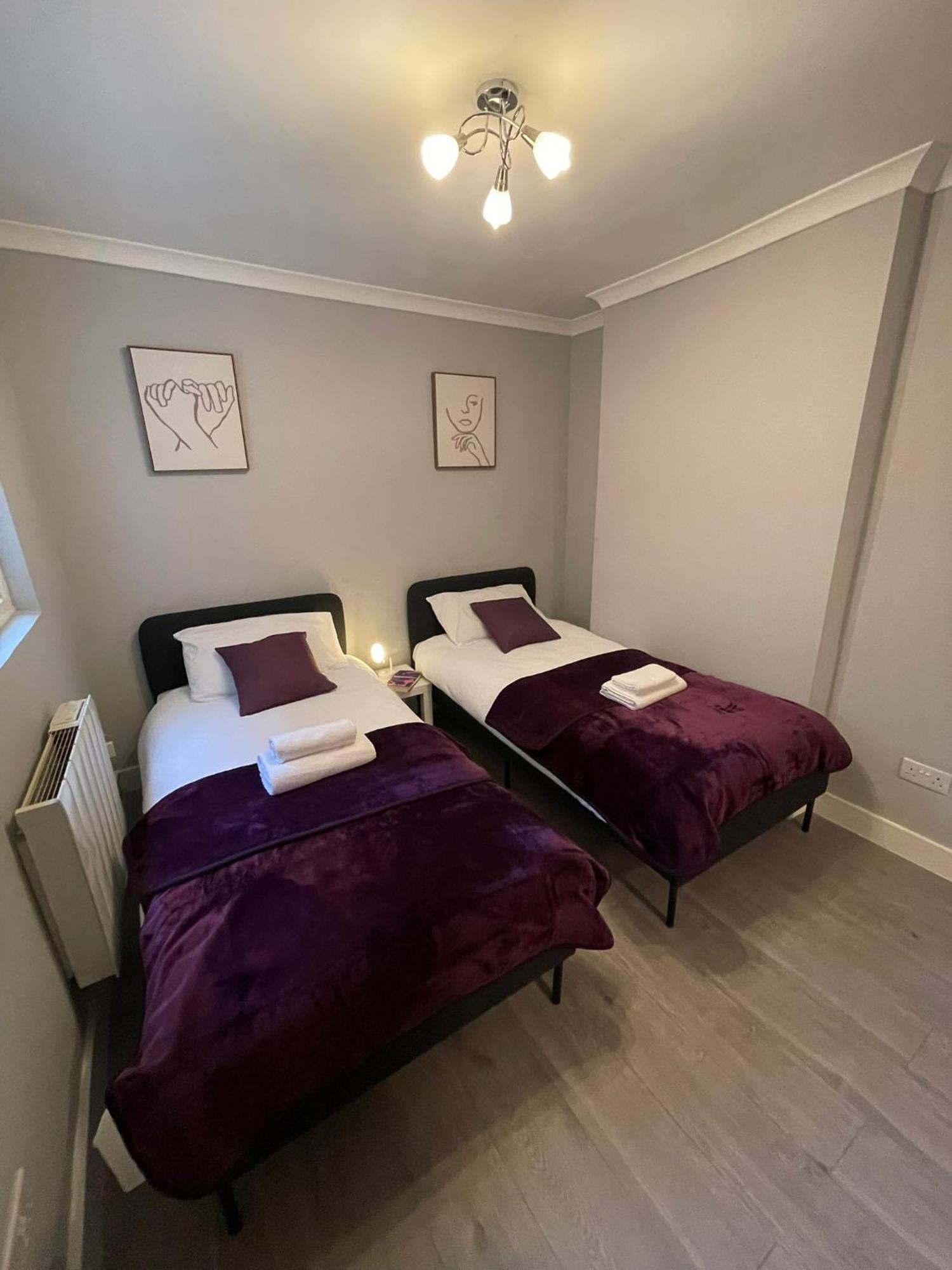 Westminster Inn Лондон Экстерьер фото