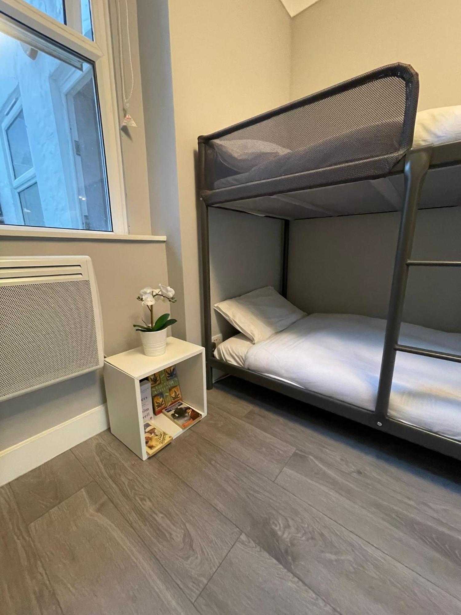 Westminster Inn Лондон Экстерьер фото