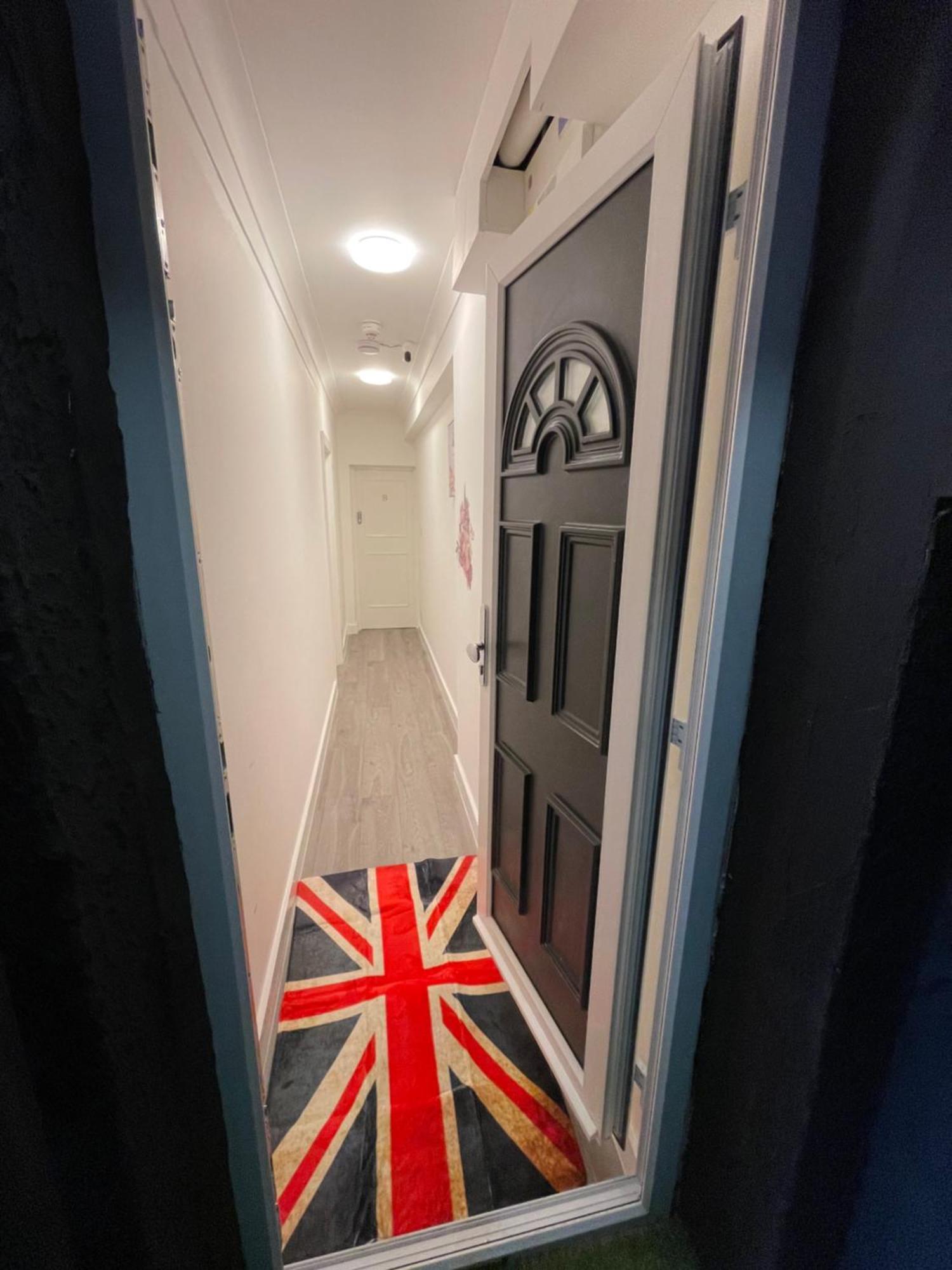 Westminster Inn Лондон Экстерьер фото