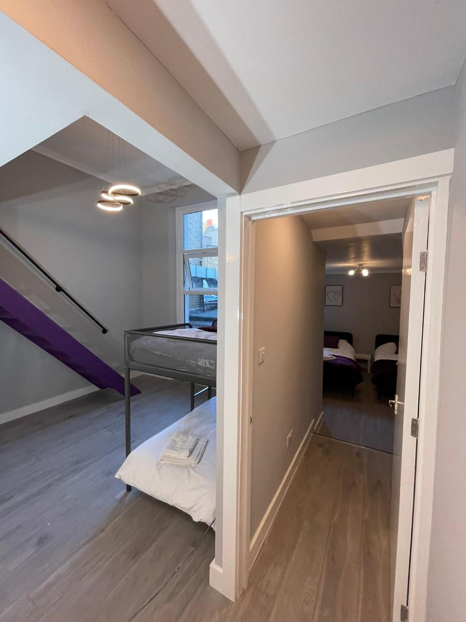 Westminster Inn Лондон Экстерьер фото