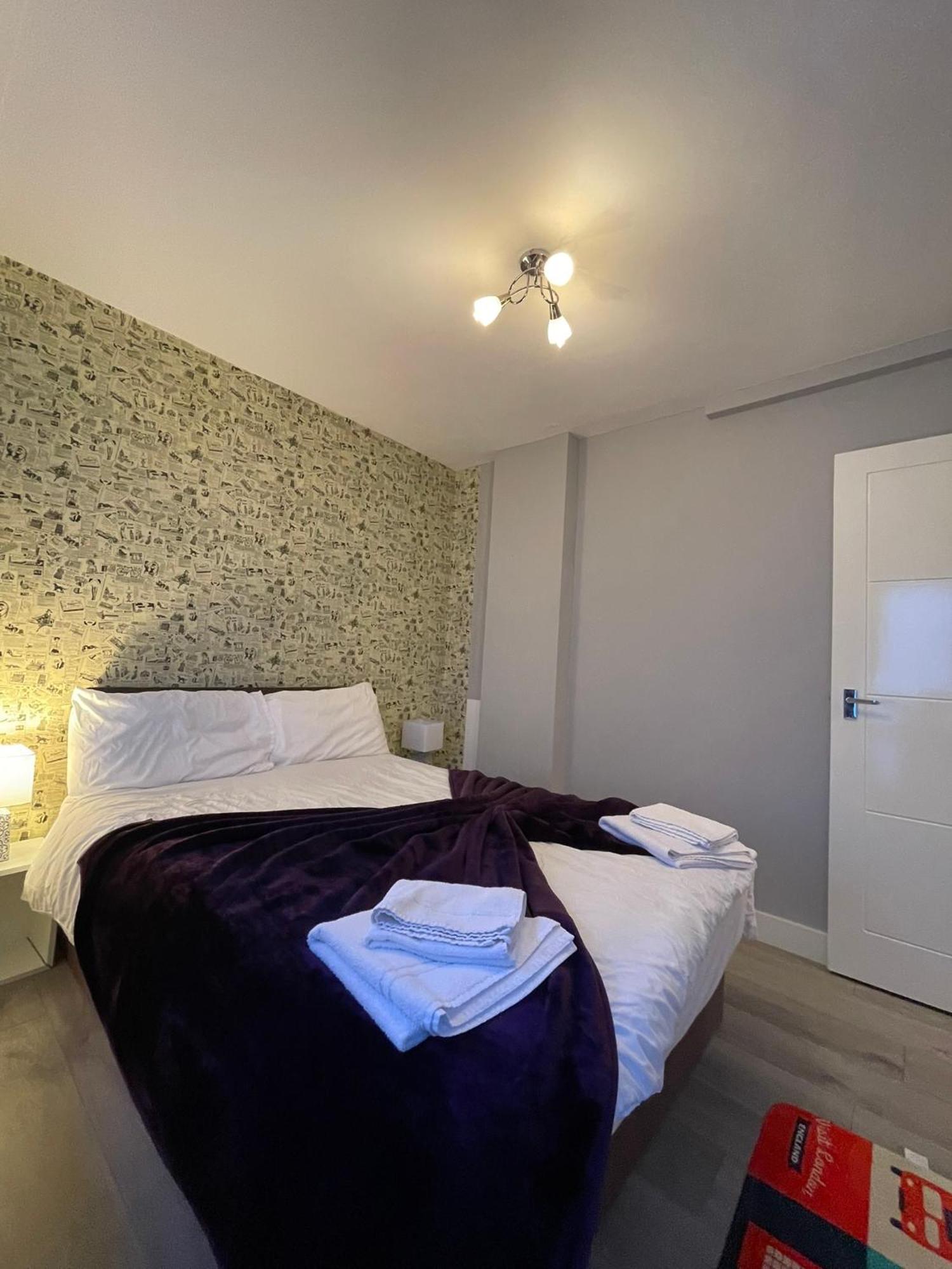 Westminster Inn Лондон Экстерьер фото